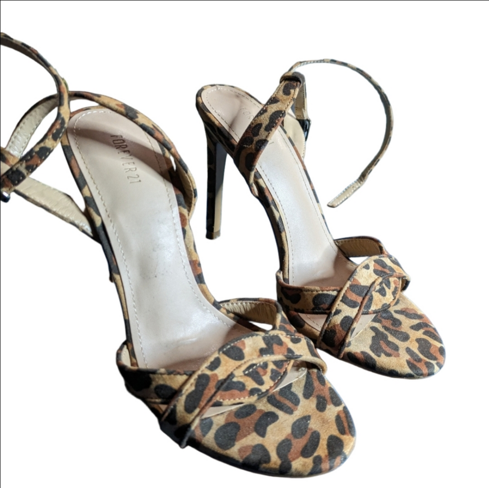 Forever 21 Cheetah Heels Size 6